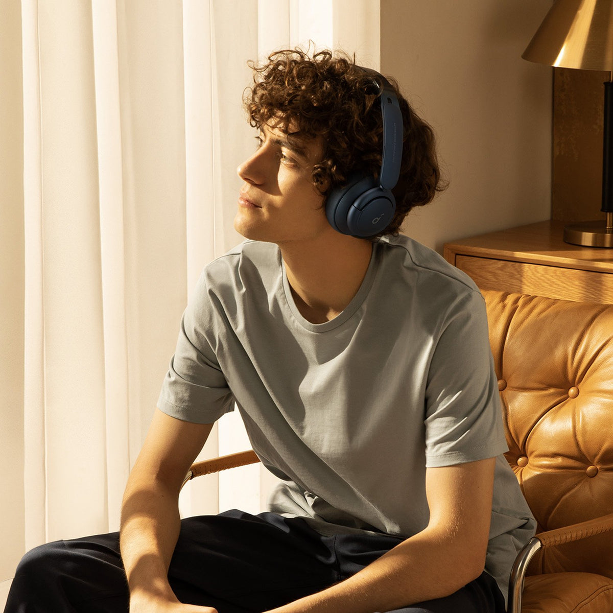 Q35 | Noise-Cancelling Headphones with LDAC